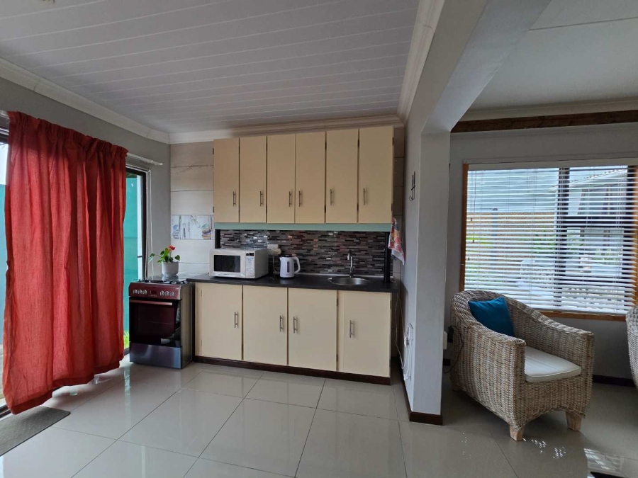 4 Bedroom Property for Sale in Stilbaai Wes Western Cape